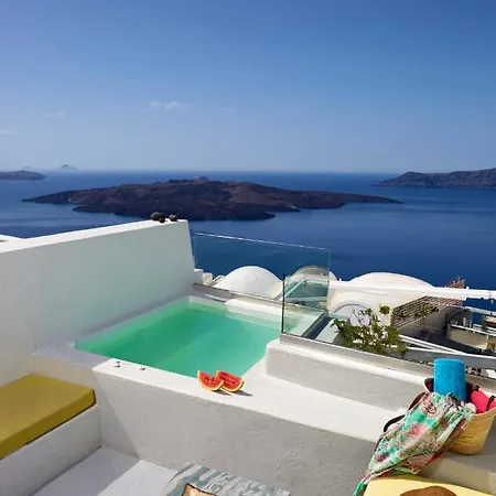 Caldera Beyond Hotel