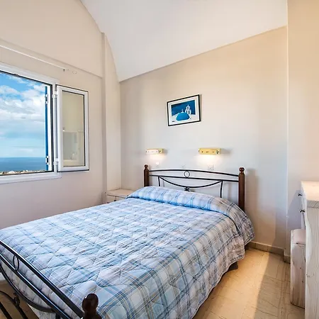 Anatoli & Hotel