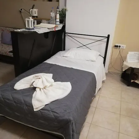 Apartment Mantilaria Fira (Santorini)