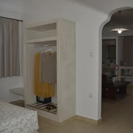 Casa de hóspedes Niovi Fira (Santorini)