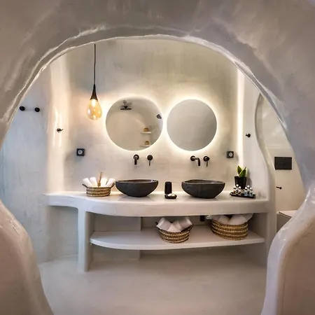 Deep In Cave Apartment *
