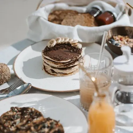 Mod Santorini Vegan Hotel *