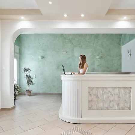 Nissos Thira Hotel Fira (Santorini)