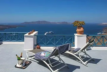 Grey Goose Emblematic 4* Fira (Santorini)