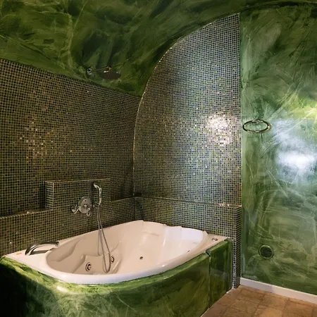 Hotel Asha Luxury