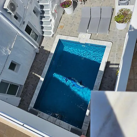 Unique Leta Apartment Fira (Santorini)