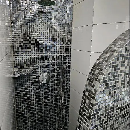 Unique Leta Apartment Fira (Santorini)