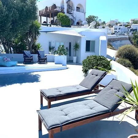 Ammos Santorini Holiday home *