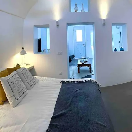Ammos Santorini Fira (Santorini)