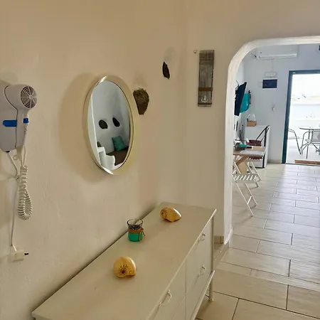 Manias Residences 3* Fira (Santorini)