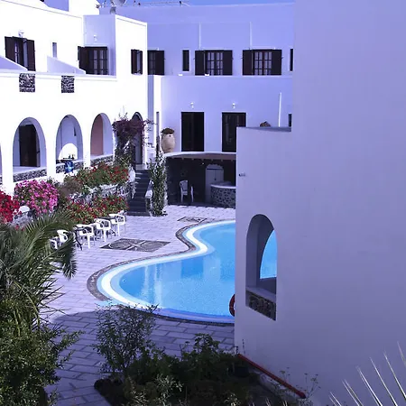 New Haroula 3* Fira (Santorini)