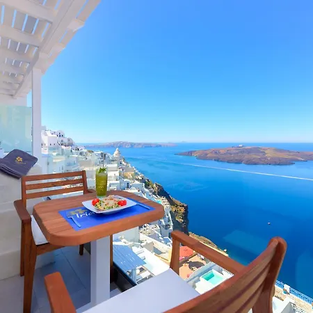 Iriana Suites Apartamento *