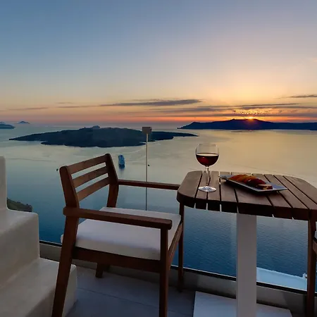 Iriana Suites Apartamento *