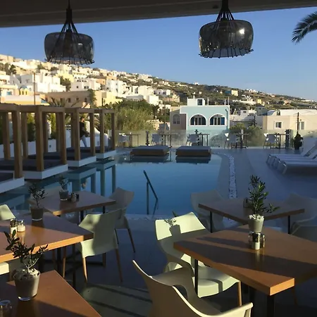 Callia Retreat Fira (Santorini)