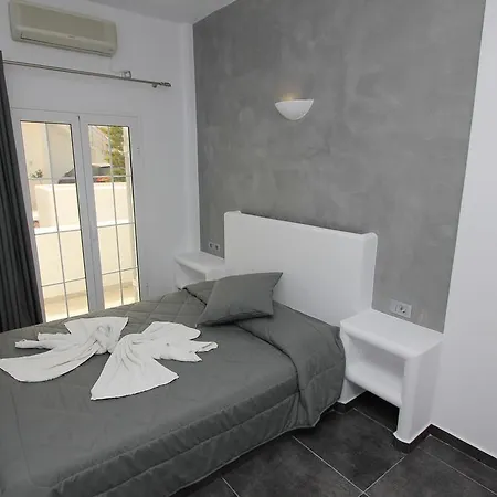 Gianna Guest house Fira (Santorini)