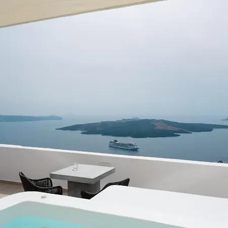 Asha Luxury Hotel Fira (Santorini)