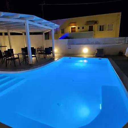 Hotel Ambience Fira (Santorini)
