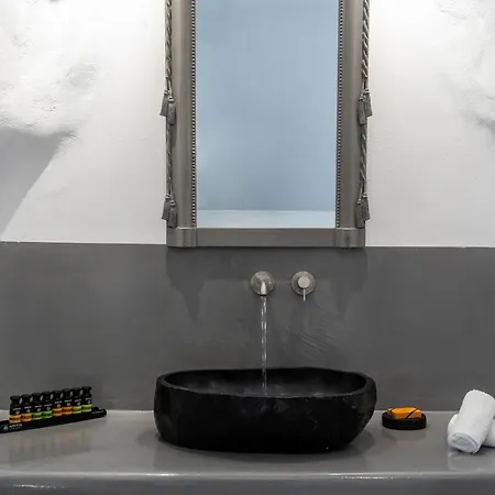 Numa Santorini Pousada *