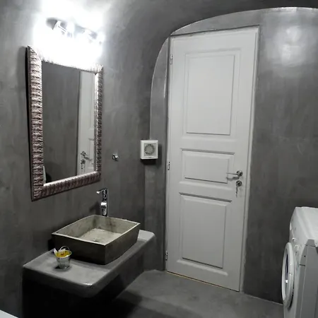 Yposkafo - - Santorini Ferienhaus *