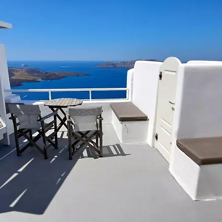 Ferienhaus Yposkafo - - Santorini *
