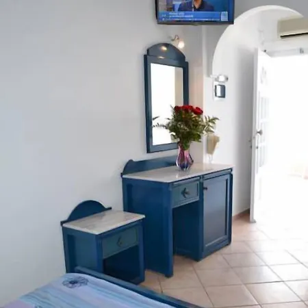 B Apartment Fira (Santorini)