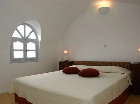 Tzekos 4* Fira (Santorini)