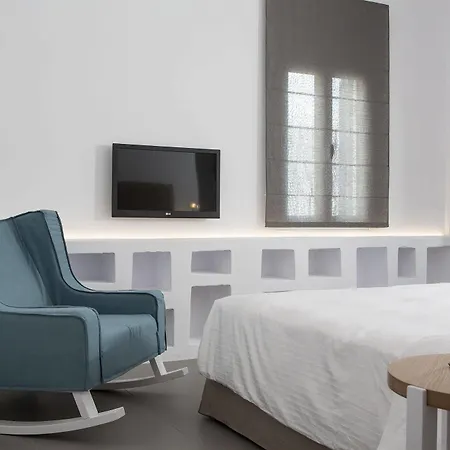 Loizos Stylish Residences 3* Fira (Santorini)