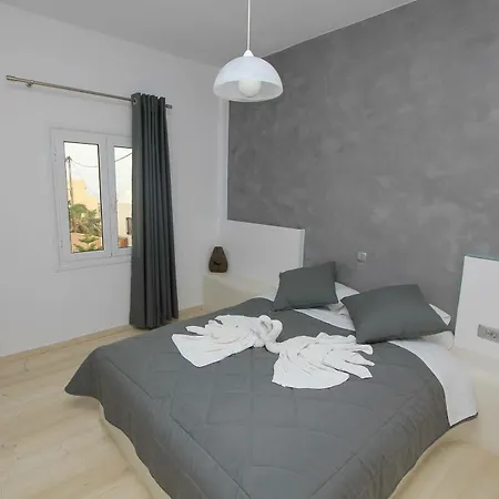 Gianna Guest house Fira (Santorini)