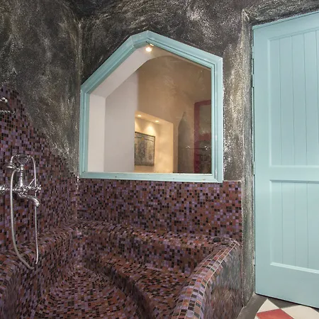Grey Apartment Fira (Santorini)
