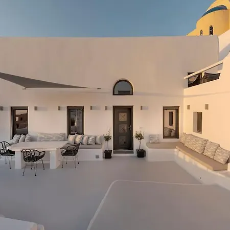 Aleanna Traditional * Fira (Santorini)