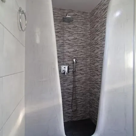 Luxury Vacation Irene With Private Juccuzi Apartment Fira (Santorini)