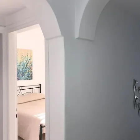 Aratos - Kallisto 2bedroom Fira (Santorini)