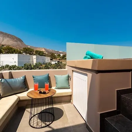 The Penthouse Santorini, Kamari, Thira Fira (Santorini)
