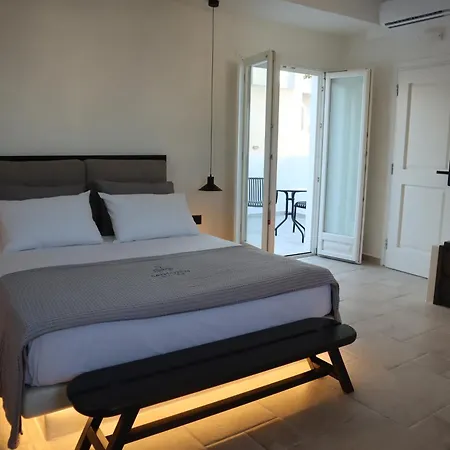 Santozen Fira (Santorini)